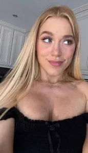 Charlotte  - Escort in Brisbane